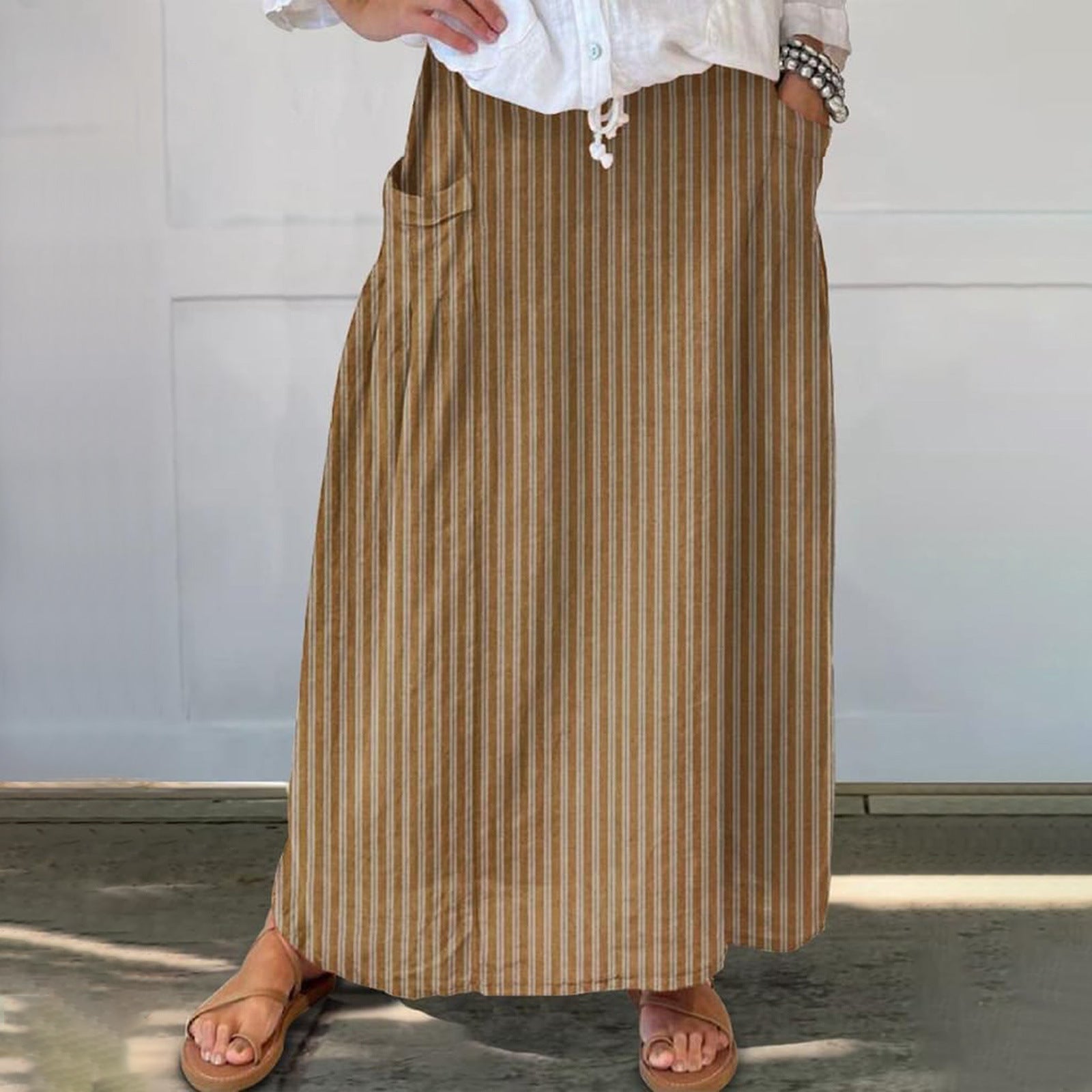 Casual Country Long Skirt With A Sophisticated Work-appropriate/Play Vibe