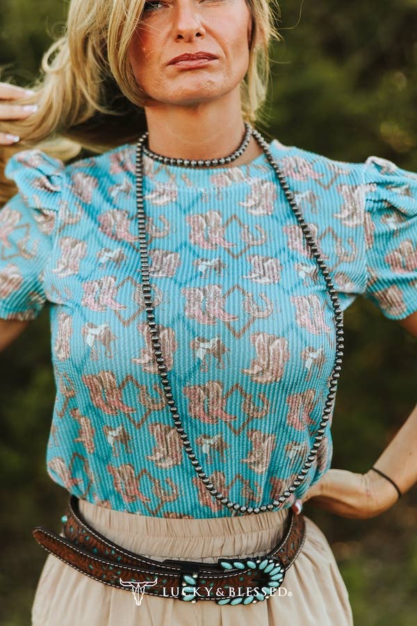 Boot Print Puff Top