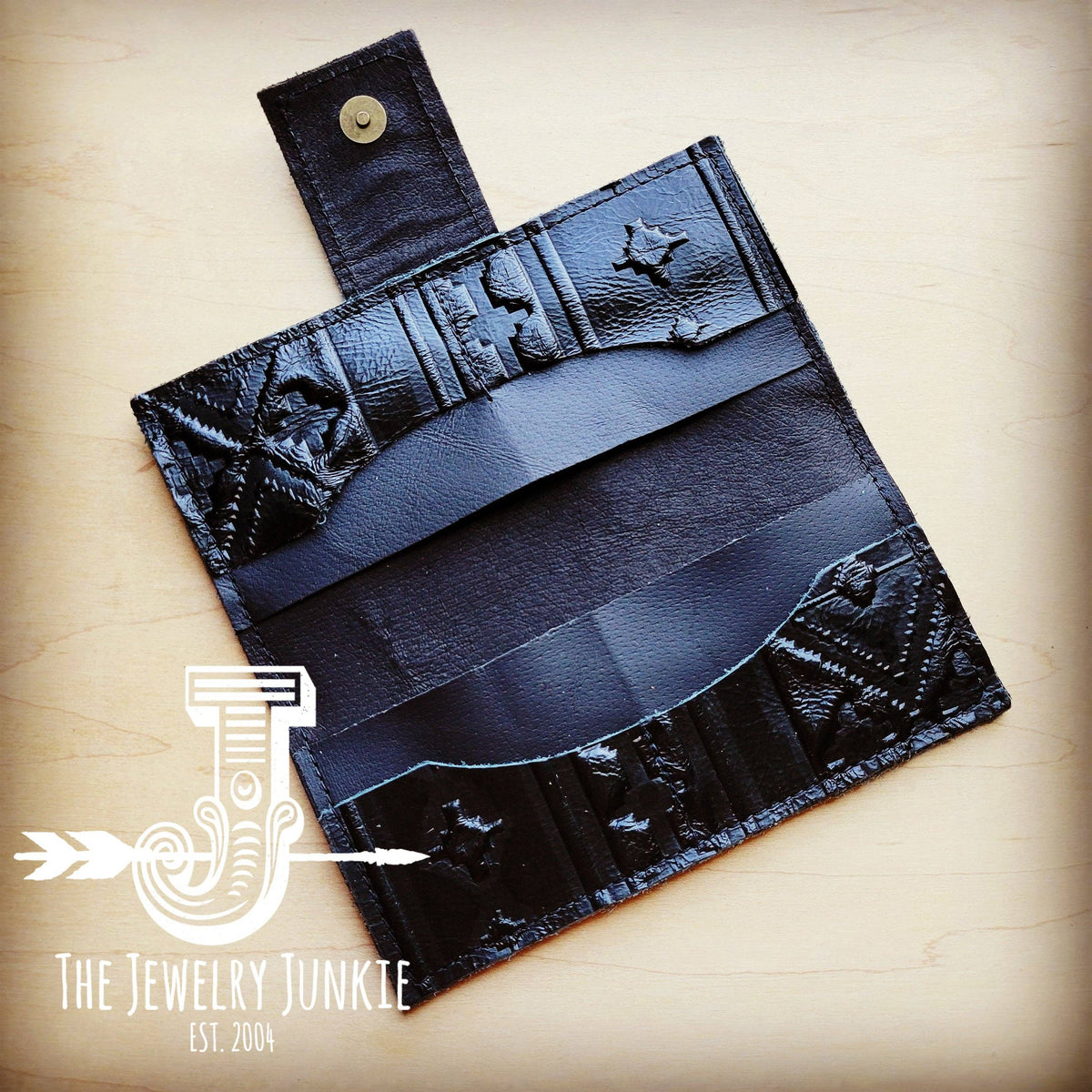 Embossed Leather Wallet in Black Navajo w/ Snap