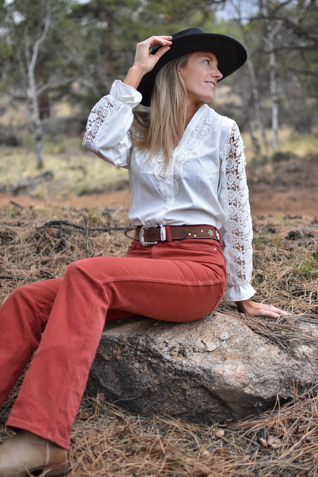 Stylish White Lace Long Sleeve Cut Out Shirt SLL01