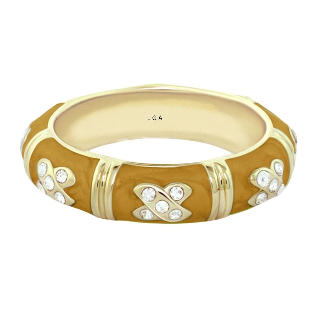 Elegant Hugs Ring