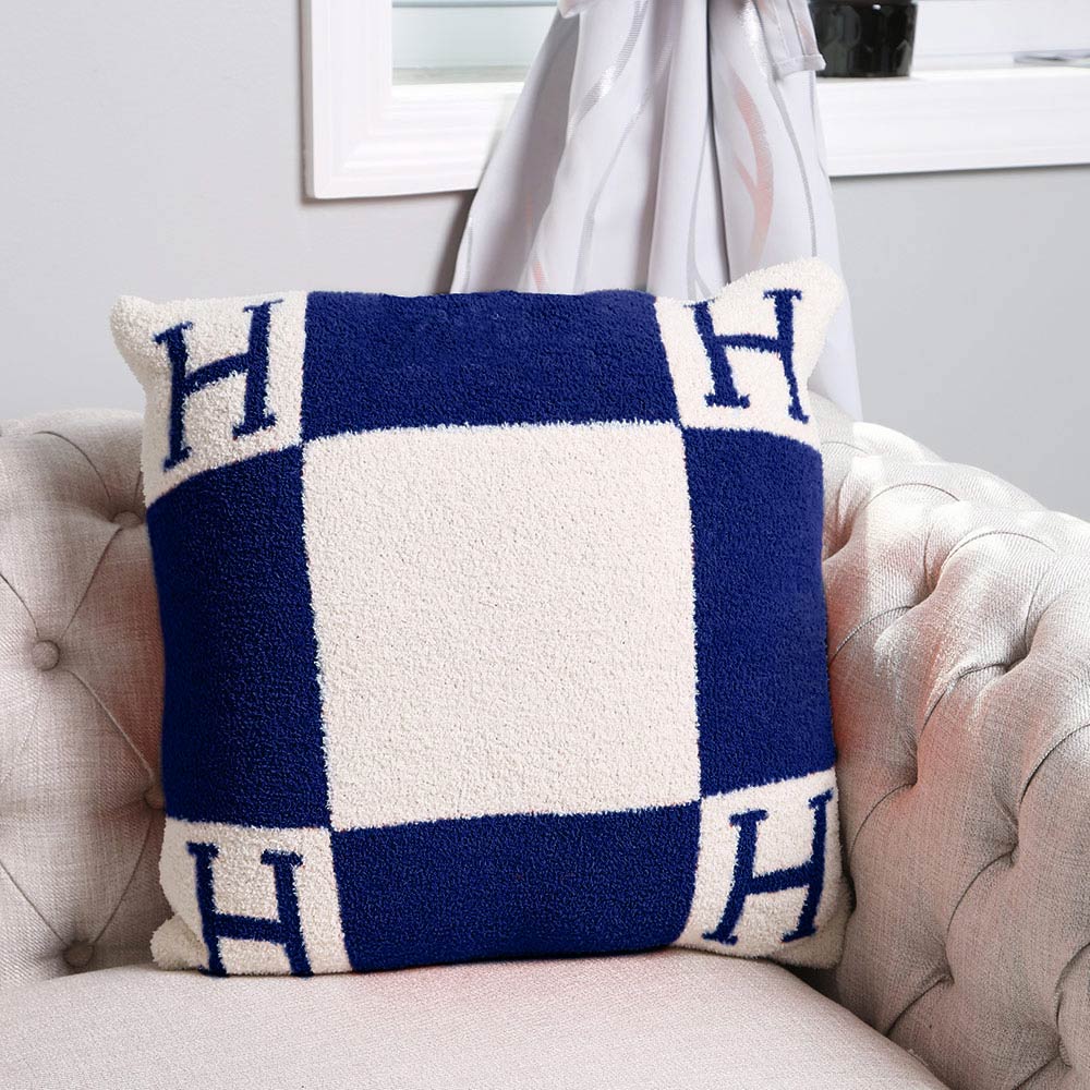 H Initial Monogram Patterned Cushion Cover / Pillow Case