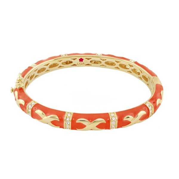 Elegant Hugs Bangle