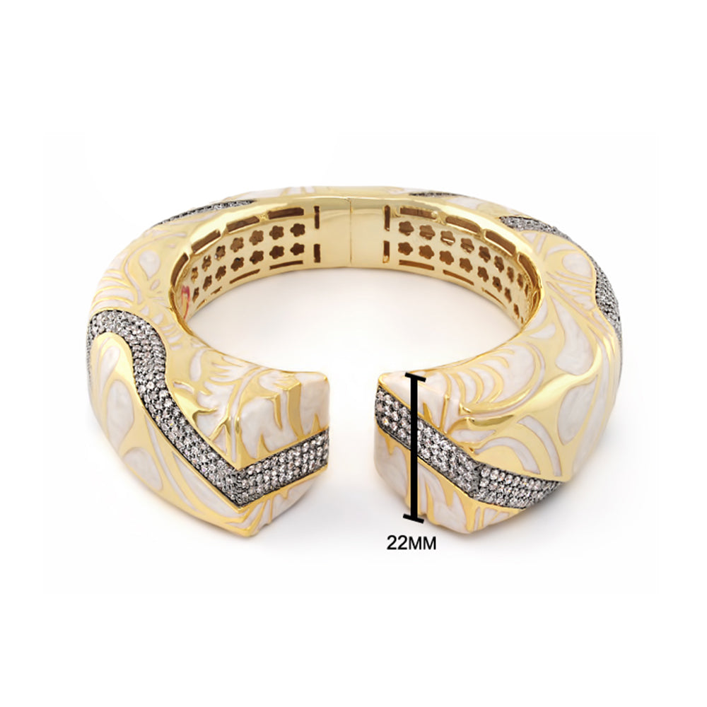 Rock My Swirl Bangle
