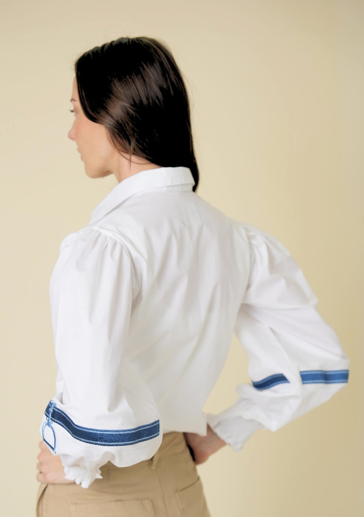 Connie Shirt | White | Embroidered Stirrup