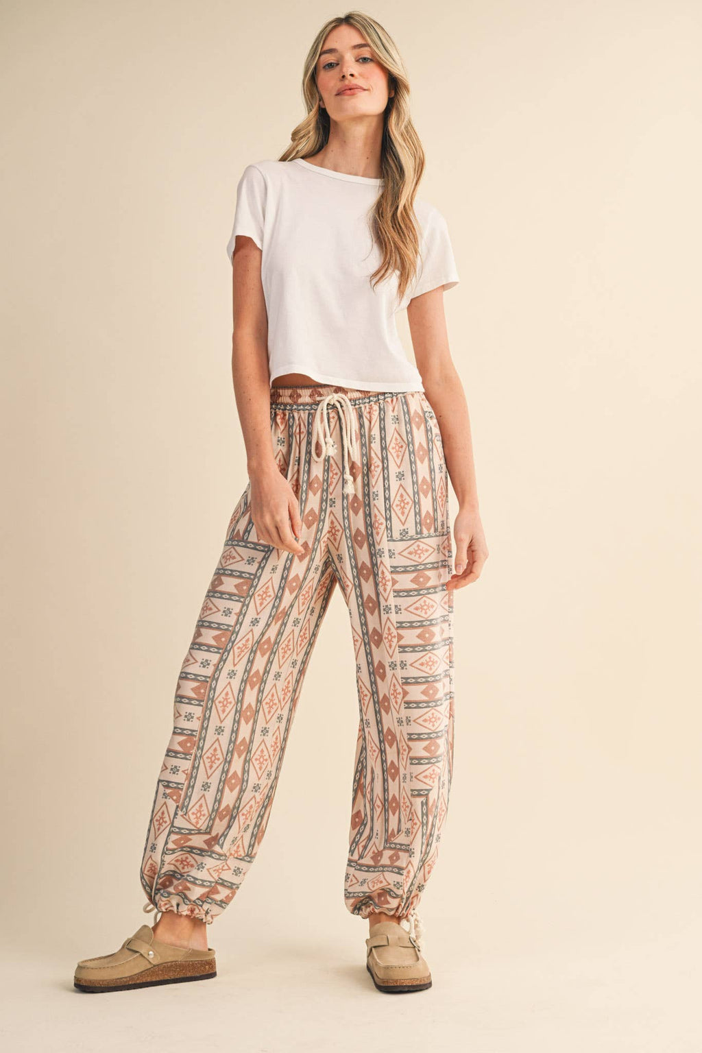 AZTEC PRINT PARACHUTE PANTS