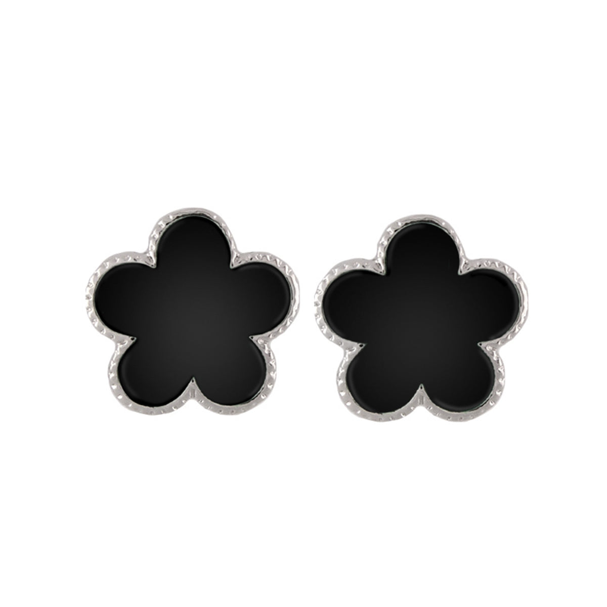 Post Earrings With Daisy  Design