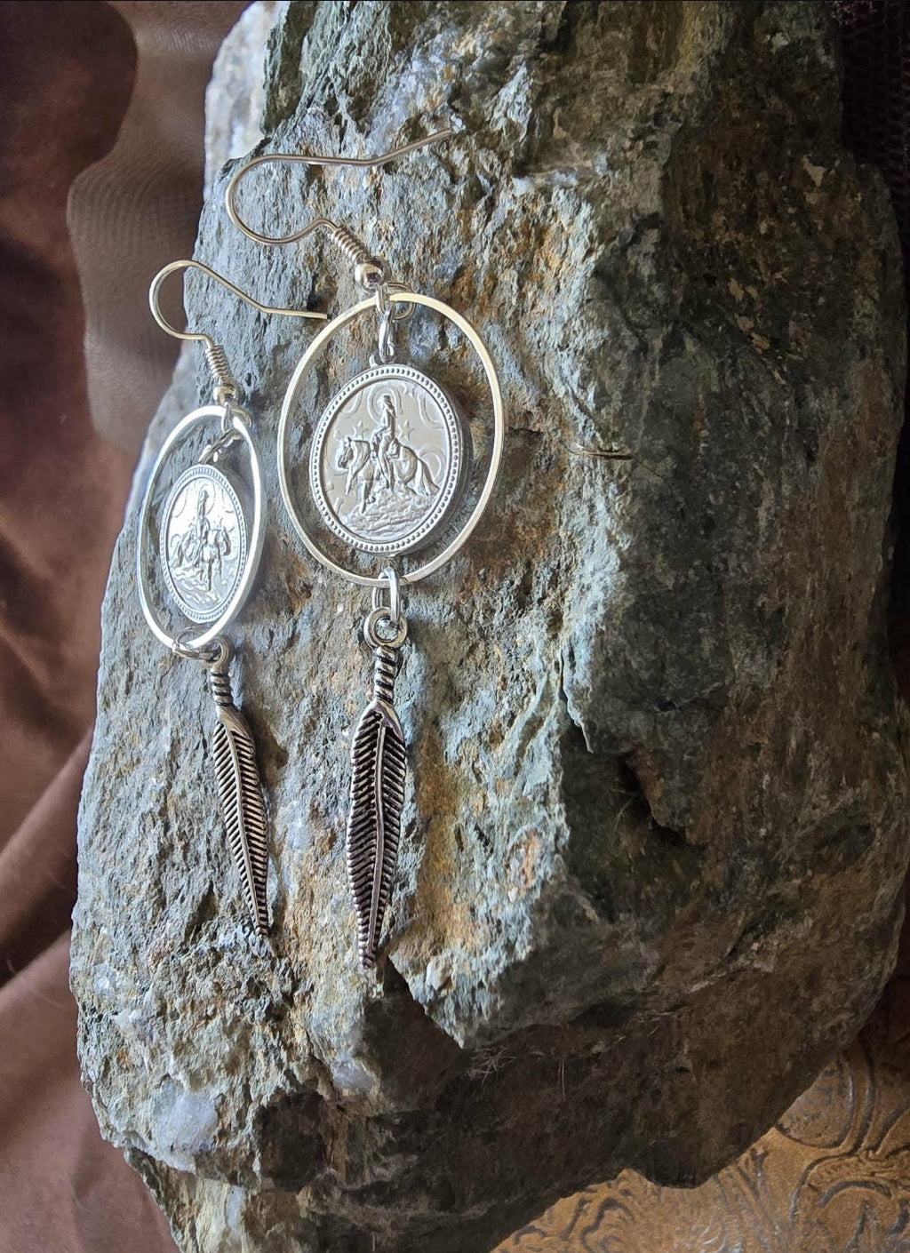 Reining Horse Hoop and Feather Earrings pewter and stainless steel