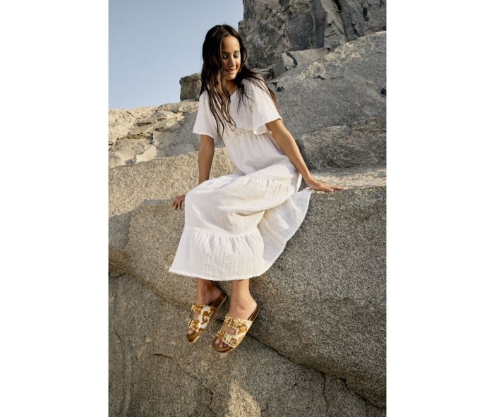 Myra: Dumble Sandals